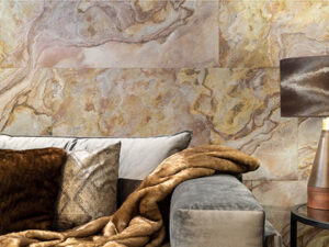 Utiliser une feuille de pierre pour créer une ambiance dans un salon