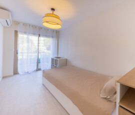 Création d'une chambre d'enfant, claire et lumineuse Ancienne cuisine transformée en chambre d'enfant