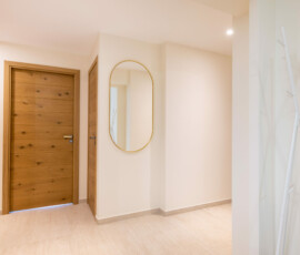 Une ambiance élégante et intemporelle transformation d'un T2 en T3 avec des matériaux durables