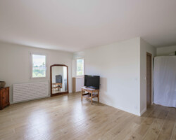 Pièce à vivre lumineuse